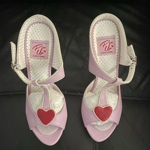 Pin up couture size 7 lavender heels